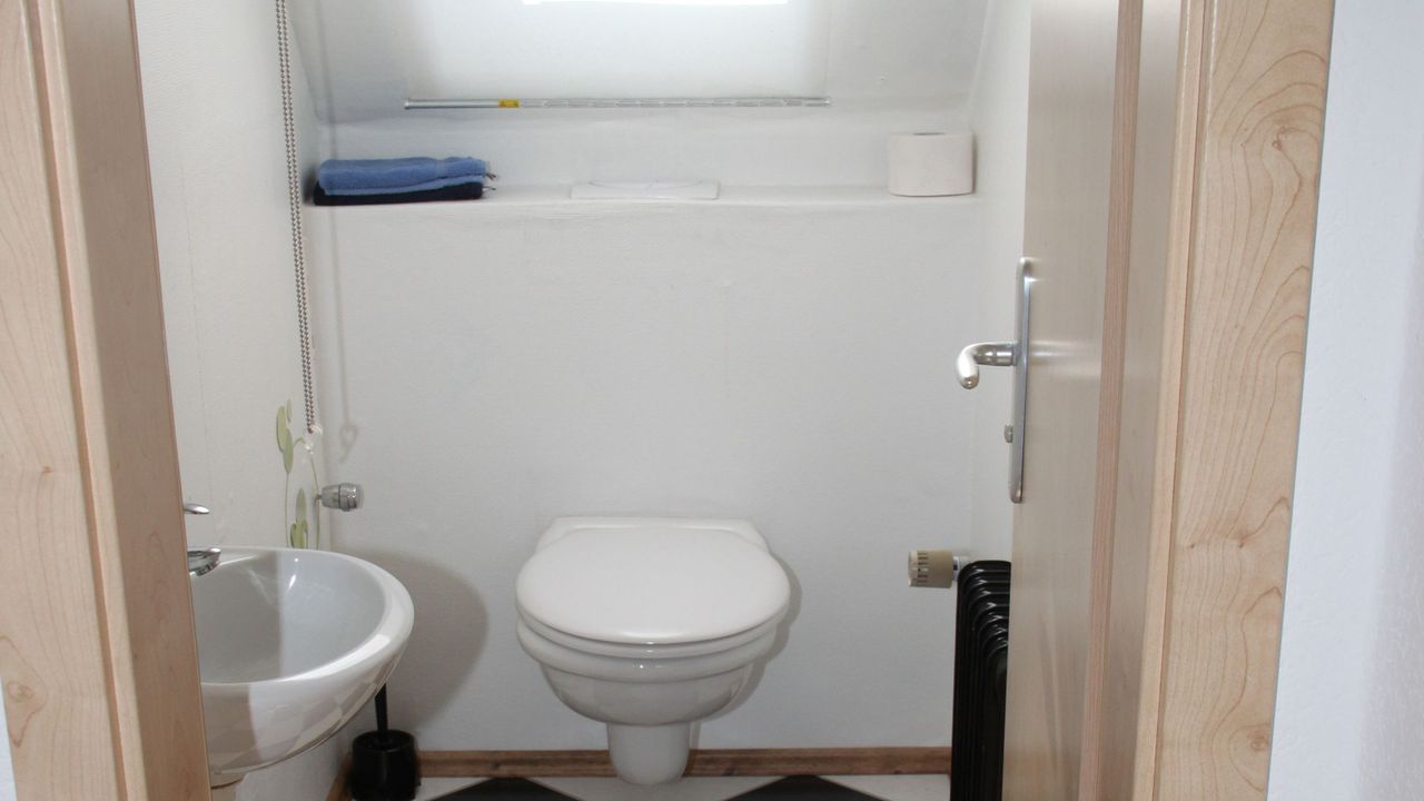 INSIDE, BATHROOM INSIDE, BATHROOM